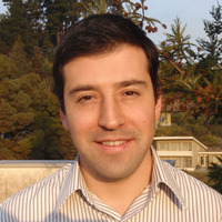 Mauricio  Arenas Crisóstomo